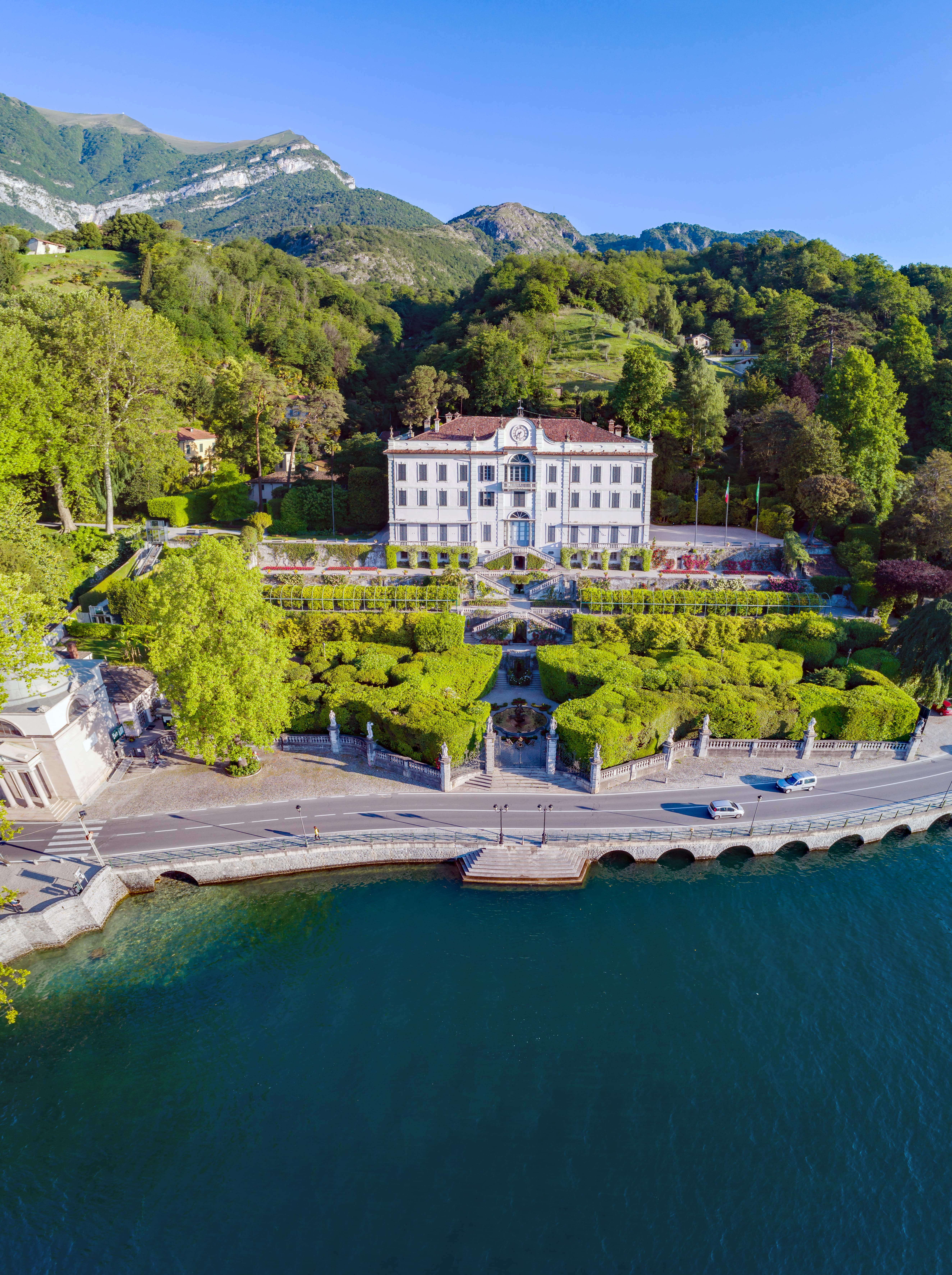 Como