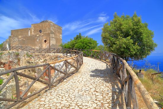 Villa Jovis Villa Jovis Inu - Shutterstock.com 