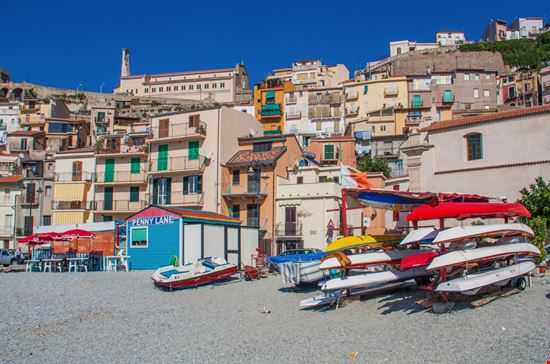 Marina di Scilla Marina di Scilla Sirio Carnevalino / Shutterstock.com 