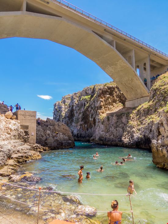 Fiordo del Ciolo Fiordo del Ciolo Diego Fiore / Shutterstock.com 