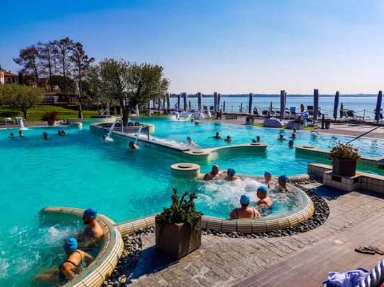 Terme Sirmione Elena Lysenkova / Shutterstock.com 