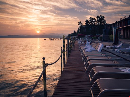 Terme Sirmione pointbreak / Shutterstock.com 