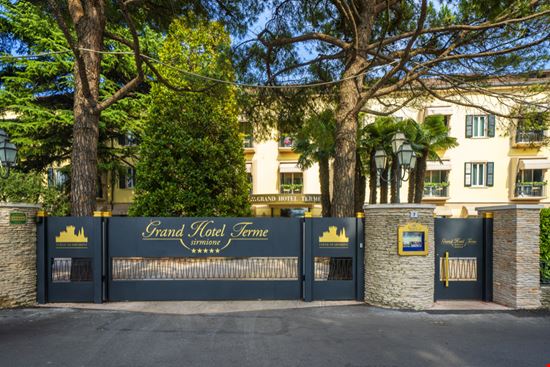 Sirmione Terme Ungvari Attila / Shutterstock.com 