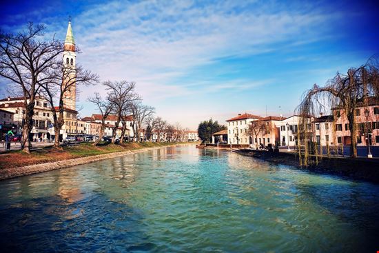 Dolo Dolo lapas77 - Shutterstock.com 