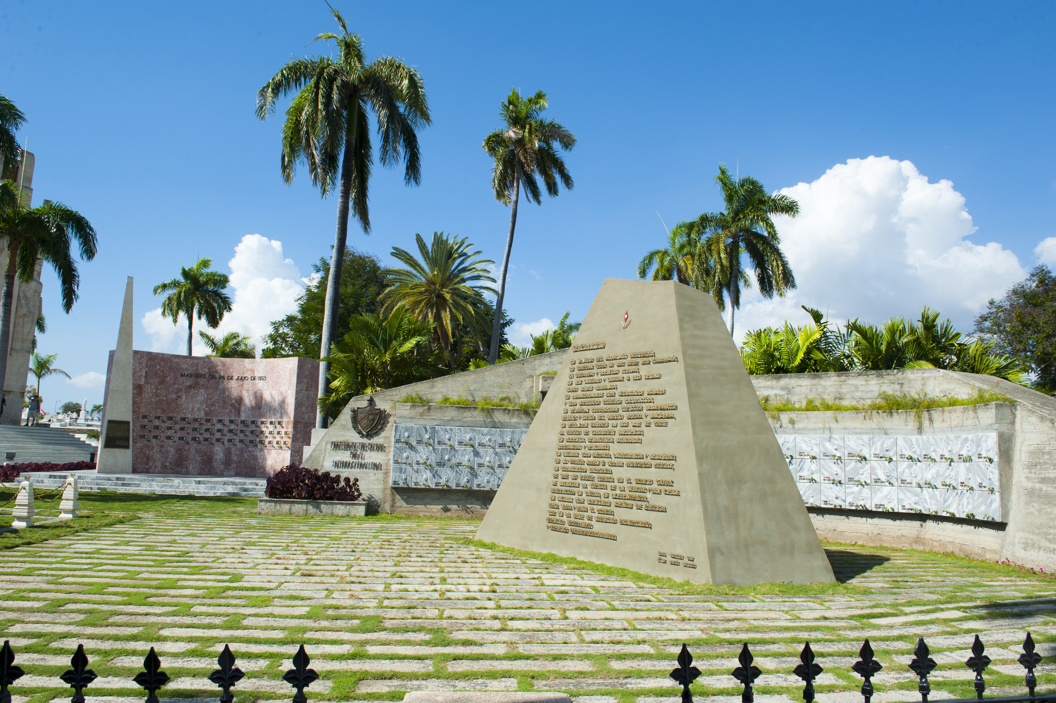Cimitero di Santa Ifigenia