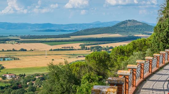 Panicale Panicale Shutterstock.com 