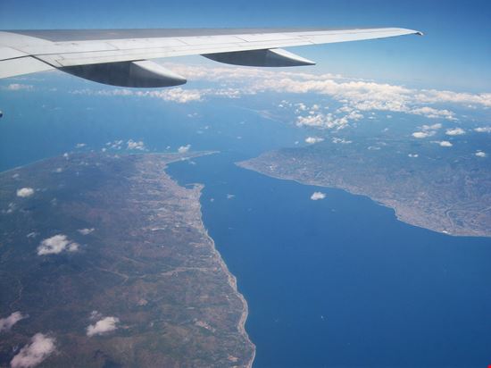 Stretto di Messina Stretto di Messina rockus63 - Istockphoto.com 