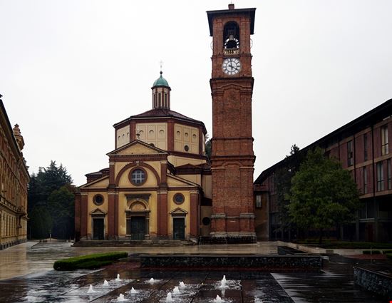 Parrocchia San Magno Parrocchia San Magno claudio.arnese - Istockphoto.com 