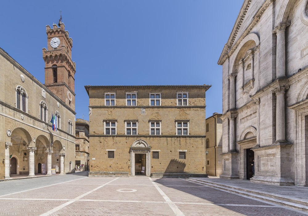 Piazza Pio II