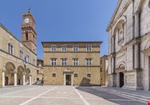Piazza Pio II