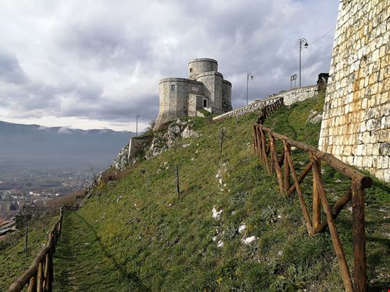 Castello Castello Lucamato / Shutterstock.com 
