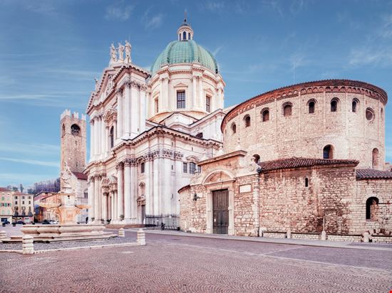 Duomo Vecchio Duomo Vecchio tommaso79 - Shutterstock.com 