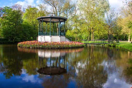 Vondelpark  Vondelpark  Matyas Rehak - Shutterstock.com 