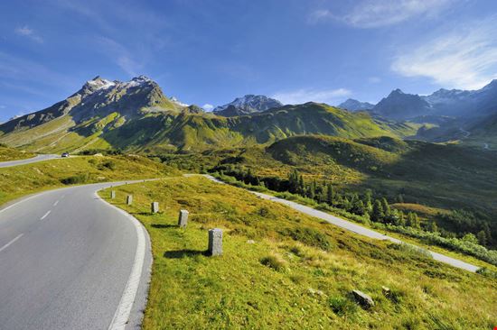 Strada panoramica della Silvretta Strada panoramica della Silvretta Yuri Turkov - Shutterstock.com 