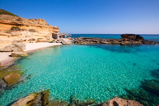 Cala de Mort Cala de Mort Tono Balaguer - Shutterstock.com 