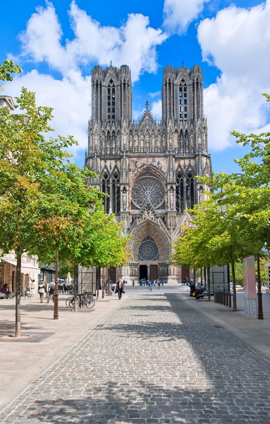 Reims Reims Boris Stroujko - Shutterstock.com 