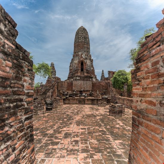 Ayutthaya Il sito archeologico Shutterstock.com 