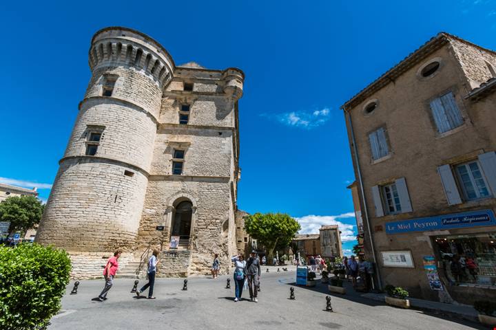 La regione più bella di Francia e i suoi incredibili gioielli: 20 borghi in Costa Azzurra per un viaggio d'autore