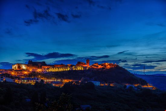 Montalbano Elicona Montalbano Elicona 1234zoom - Shutterstock.com 