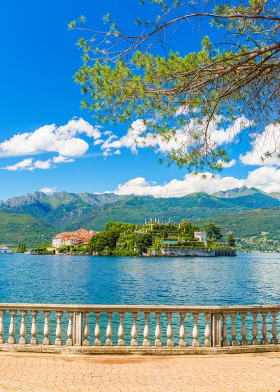 Isole Borromee I gioielli del Lago Maggiore elitravo - Shutterstock.com 