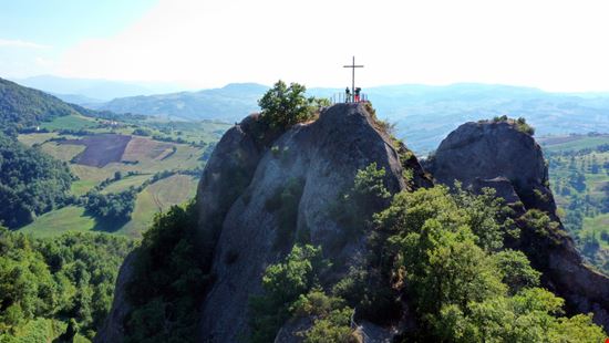 Parco regionale dei sassi di Roccamalatina Incanto del modenese D-VISIONS / Shutterstock.com 