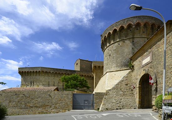 Fortezza medicea Fortezza medicea fritz16 - Shutterstock.com 