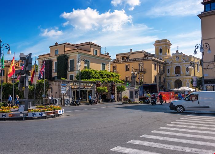 Piazza Tasso - Piazza Tasso - fallbrook - Istockphoto.com