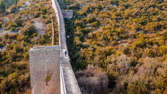 Le mura di Ston La 'Grande Muraglia' della Croazia stock.adobe.com 
