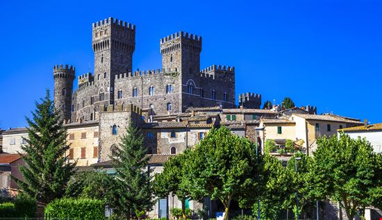 Torre Alfina Castello stock.adobe.com 
