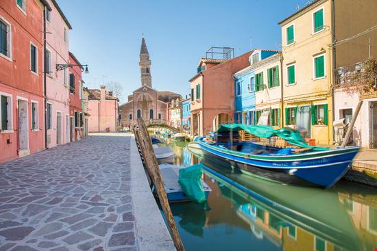 Burano  Burano  Melanie Lemahieu - Shutterstock.com 