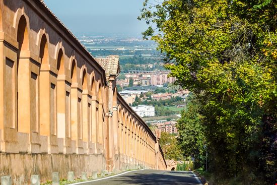 Il porticato di San Luca Il porticato di San Luca Stefano Carnevali - Shutterstock.com 