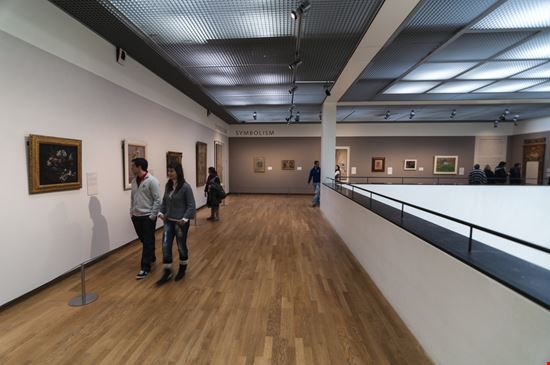 Van Gogh Museum Van Gogh Museum saaton / Shutterstock.com 