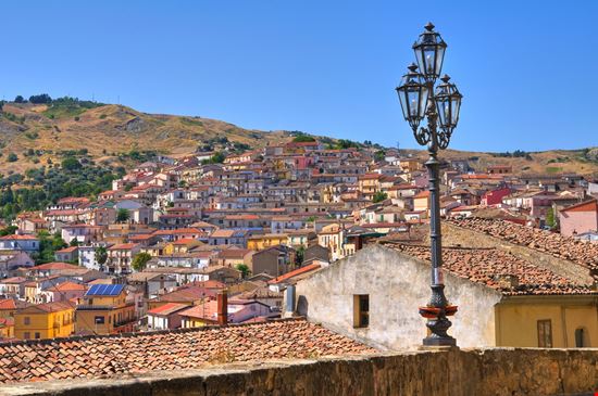 Oriolo Oriolo Mi.Ti. - Shutterstock.com 