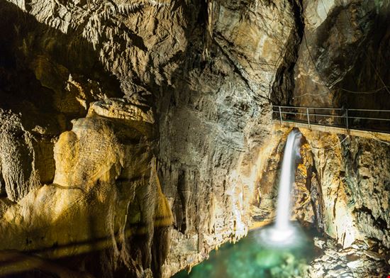 Grotte di Bossea Grotte di Bossea Michele Vacchiano / Shutterstock.com 