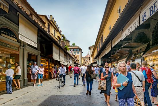 Ponte Vecchio Ponte Vecchio rarrarorro - Istockphoto.com 