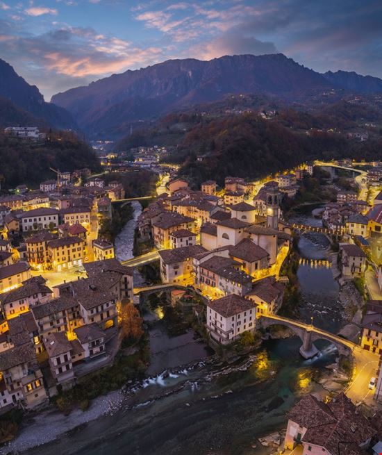 San Giovanni Bianco San Giovanni Bianco Shutterstock.com 