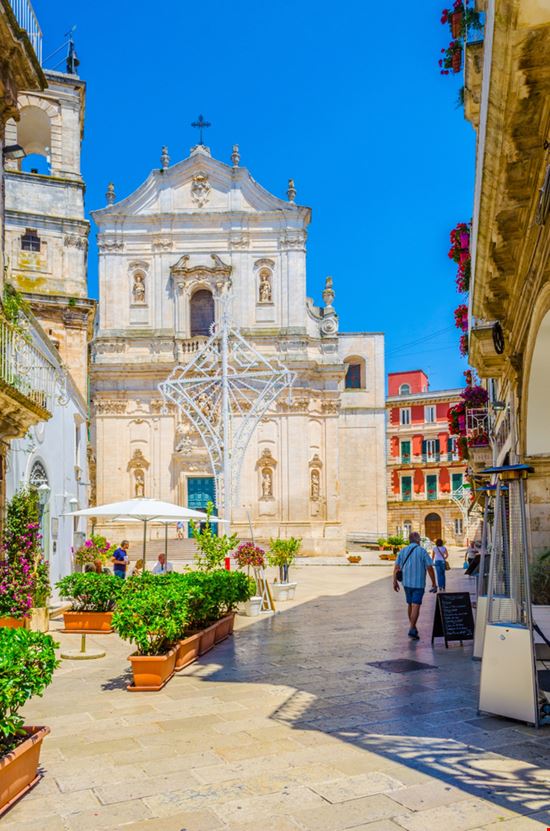 Martina Franca Martina Franca trabantos - Shutterstock.com 