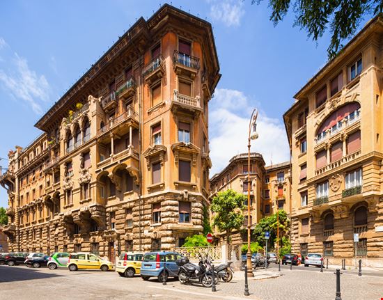 Quartiere Coppedè Quartiere Coppedè Phant - Shutterstock.com 
