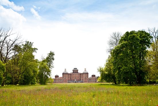 Racconigi Castello di Racconigi stock.adobe.com 