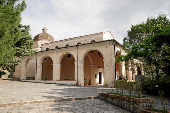 Abbazia di Santa Maria della Catena Abbazia di Santa Maria della Catena Comune di Cassano Ionio 