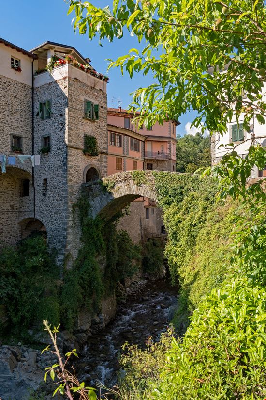 Bagnone Centro storico stock.adobe.com 