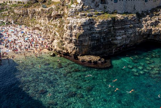 Polignano Lama Monachile stock.adobe.com 