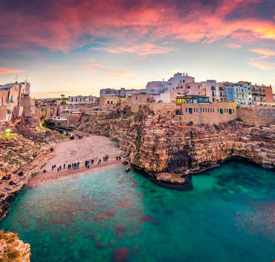 Polignano Lama Monachile stock.adobe.com 