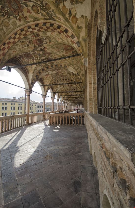 Padova Palazzo della Ragione stock.adobe.com 
