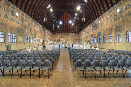 Padova Palazzo della Ragione stock.adobe.com 