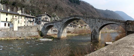 Morbegno Il piccolo borgo della Valtellina
 stock.adobe.com 
