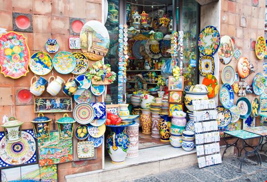 Ceramiche Ceramiche Maria Uspenskaya / Shutterstock.com 