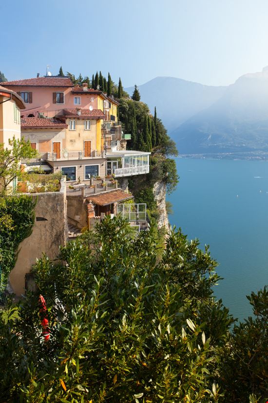 Terrazza Terrazza Mostovyi Sergii Igorevich - Shutterstock.com 