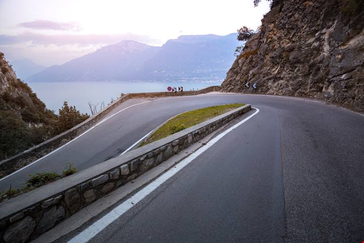 Sali a Borgo 2020: la prima tappa del viaggio in moto tra Lombardia e Veneto