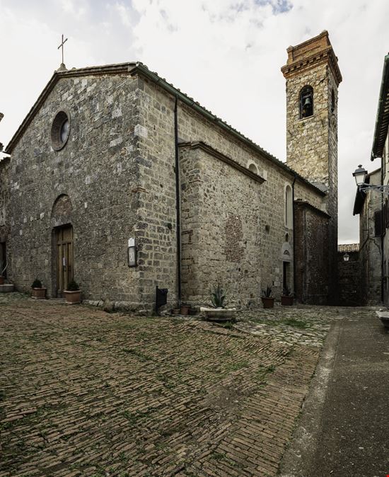 Chiusdino Il borgo di Chiusdino stock.adobe.com 